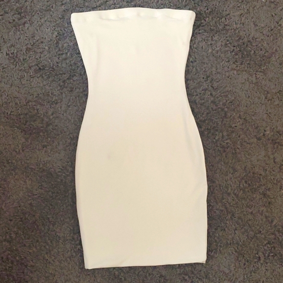 Tube dress - Picture 1 of 3